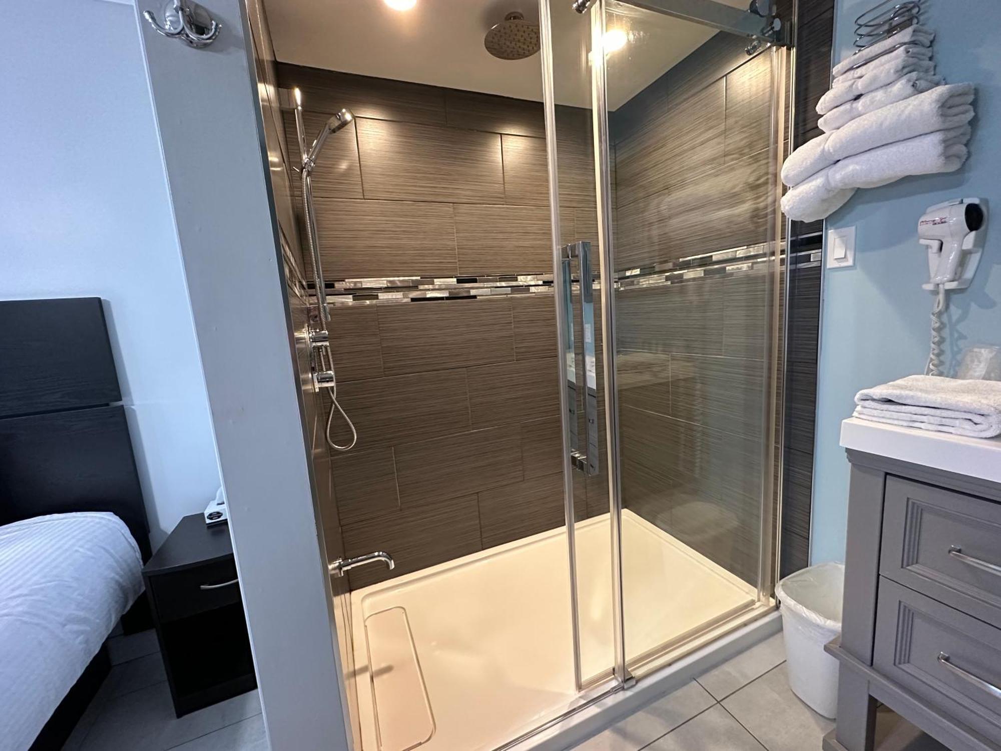 Motel Le Refuge Sherbrooke Zewnętrze zdjęcie