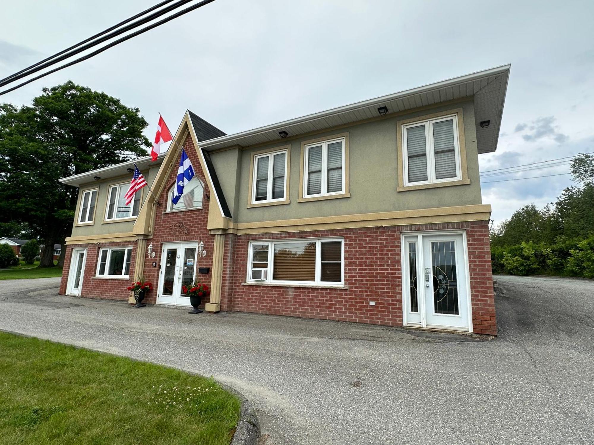 Motel Le Refuge Sherbrooke Zewnętrze zdjęcie