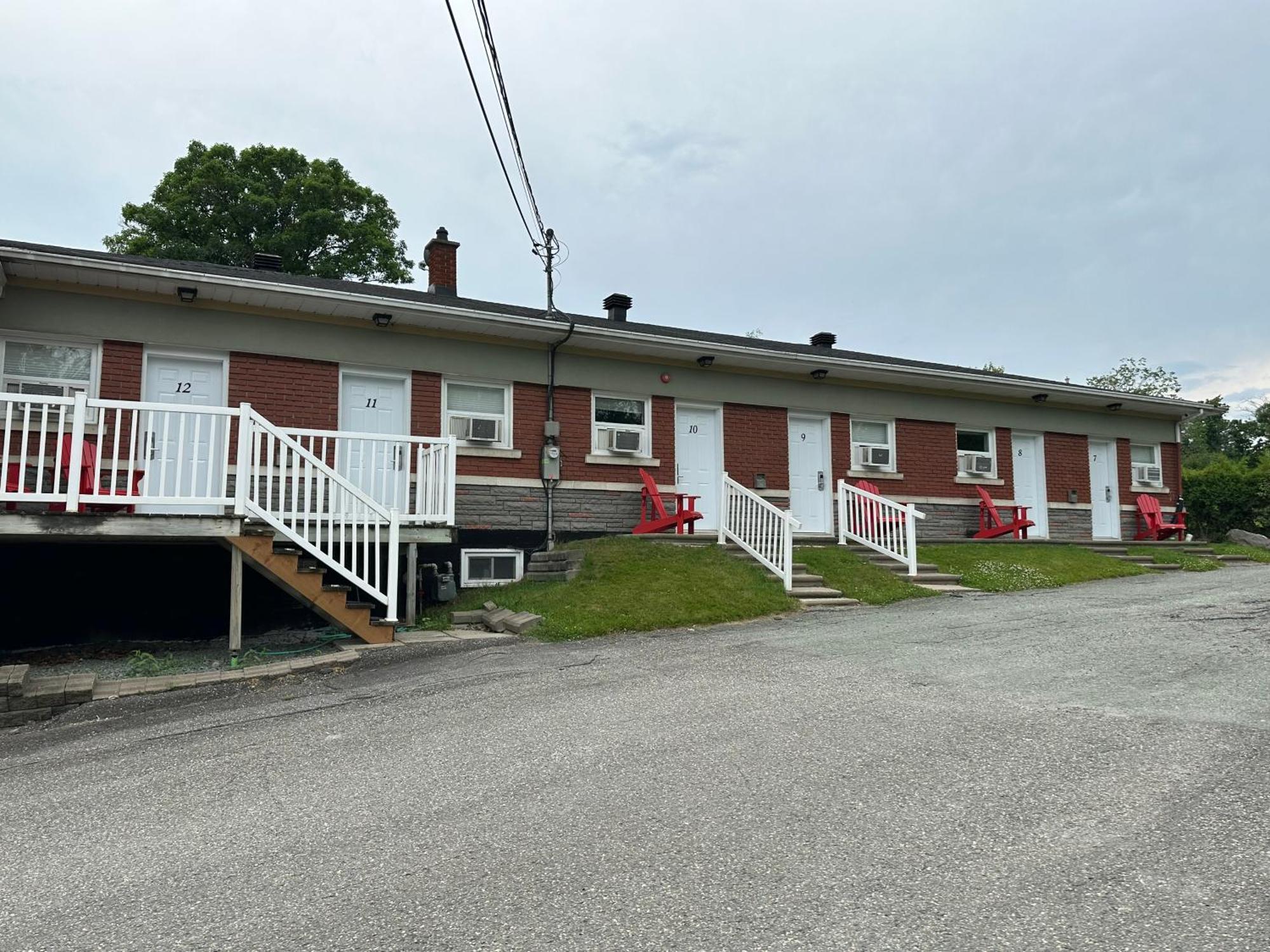 Motel Le Refuge Sherbrooke Zewnętrze zdjęcie